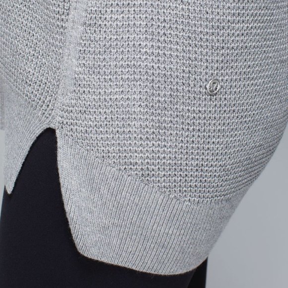 Lululemon The Sweater Life Grey Waffle Knit Cashmere Sweater, Size 4 - Picture 3 of 10